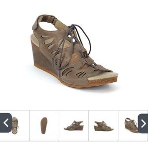 Aetrex Giselle Ghillie Tie Sandal Wedge🌸